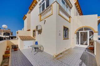 Towny house  Calle cuerda 5. Chalet pareado muy soleado con terraza, solárium parking y pisci