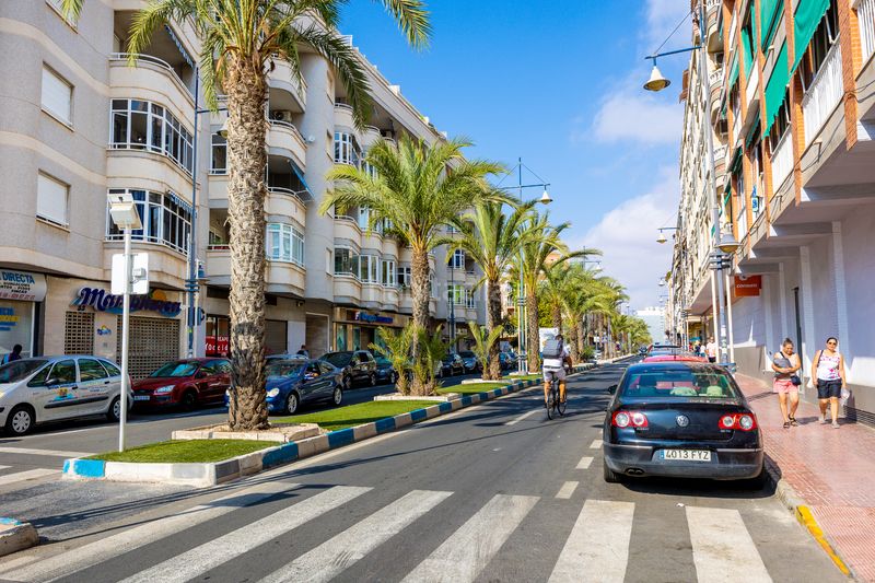 Foto accfdc42-3838-47c9-a68a-eee936af4932. Pis a calle timonel 2 a Zona Playa del Cura Torrevieja