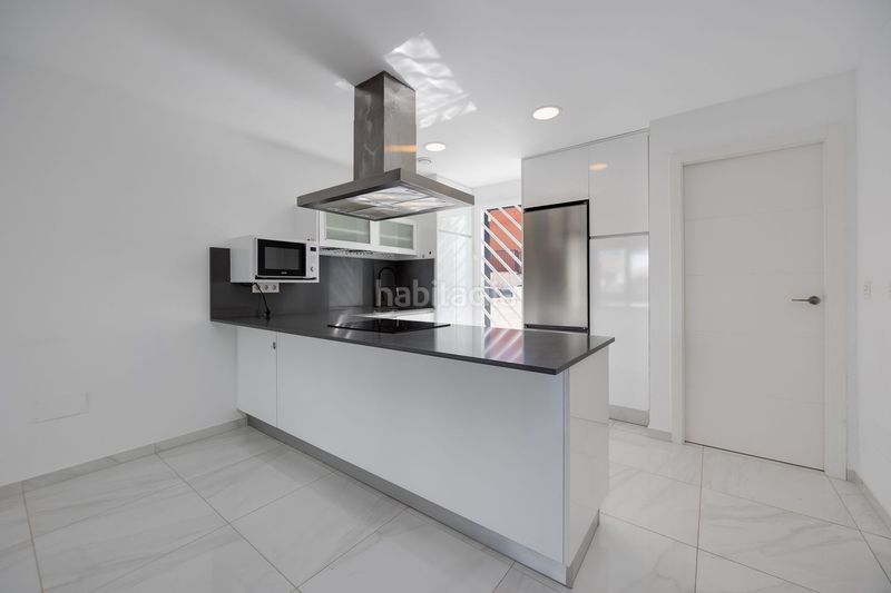 Foto 4847c5da-8e39-481f-a9e5-8777402dd716. Casa adossada a calle carmen laforet 58 a Bigastro