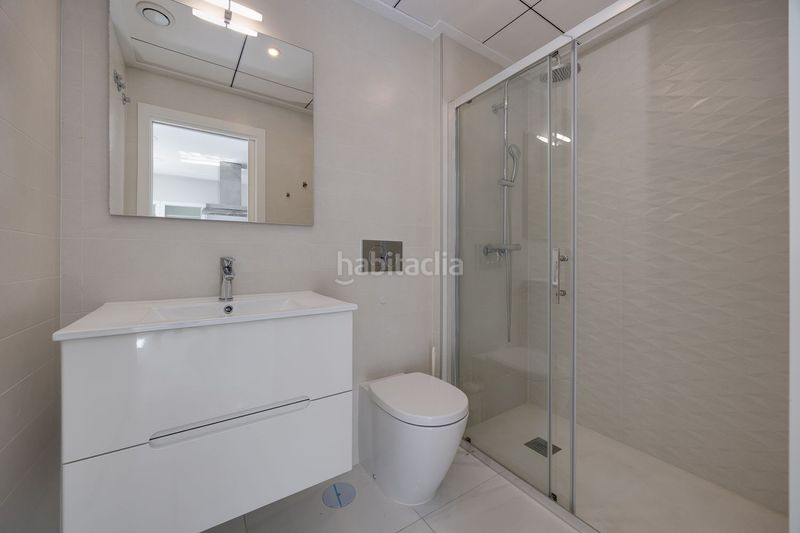 Foto a94113d5-ab47-4b00-aaf9-d968f3437612. Casa adossada a calle carmen laforet 58 a Bigastro