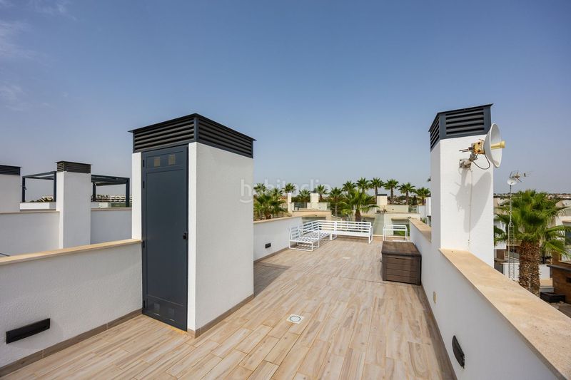Foto 830276d4-f052-4f2b-a2db-81d9fd943ec0. Chalet en calle cabo de peñas 5 exclusivo chalé independiente, residencial palm beach en Orihuela