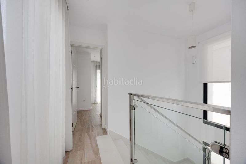 Foto 9d2ed60d-7eb5-4530-84f8-e37a3bae180a. Chalet en calle cabo de peñas 5 exclusivo chalé independiente, residencial palm beach en Orihuela