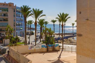 Apartament a Calle Ramón y Cajal 25