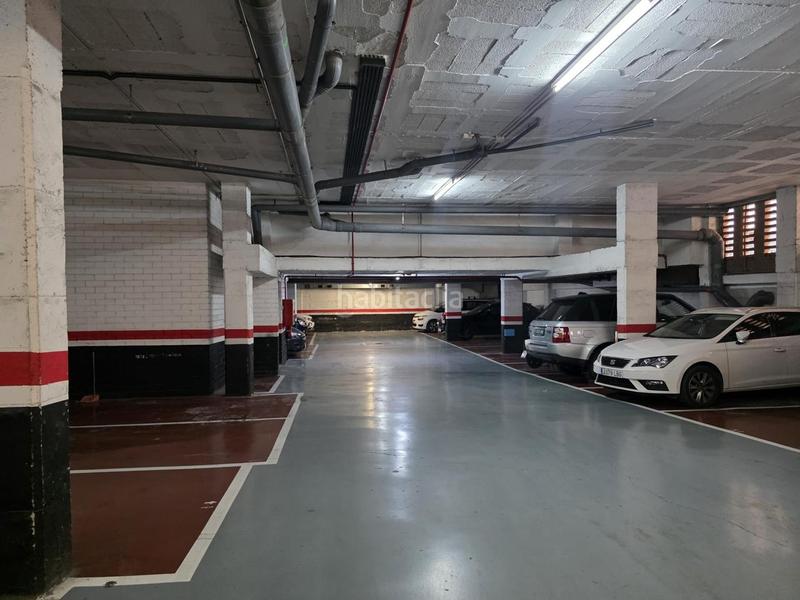 Foto 6123b887-6ed5-4880-832a-4e55c9ec4445. Parking coche en La Salut Barcelona