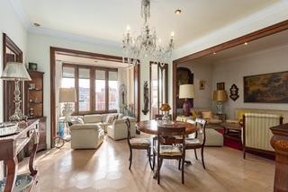 Flat  Carrer de londres