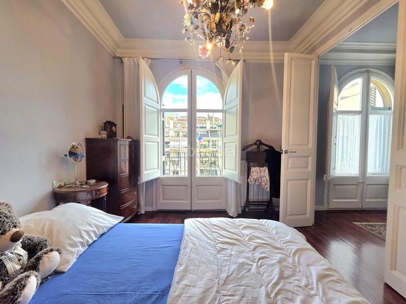 Foto 0b18be92-c101-4a28-97a4-f303967590f9. Attique avec chauffage dans La Nova Esquerra de l´Eixample Barcelona