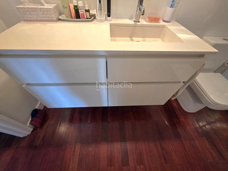 Foto 72aca5d7-f567-4ce9-921b-a65c1e95ce14. Dachwohnung mit heizung in La Nova Esquerra de l´Eixample Barcelona