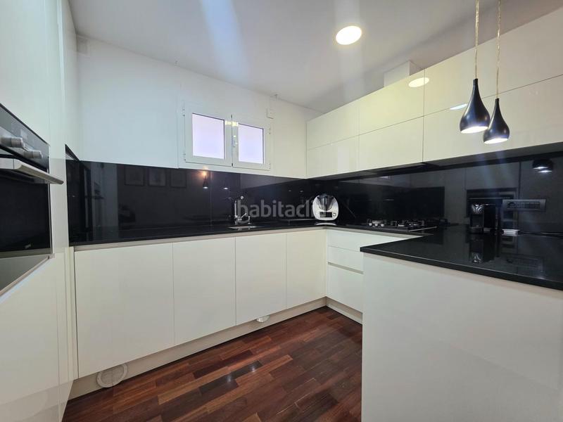 Foto 5b1ebaab-3d6e-4a3a-a42a-21342ac6a1d9. Dachwohnung mit heizung in Sant Antoni Barcelona