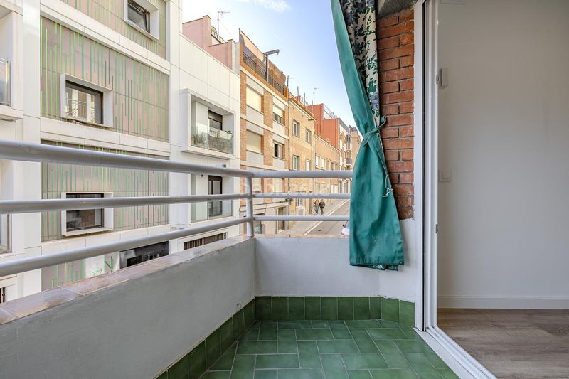 Foto 1b28c077-a732-4682-a054-b1259efa7bd6. Pis a El Coll Barcelona
