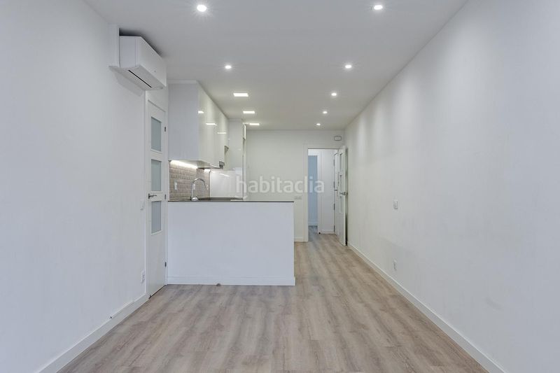 Foto 9bb5df34-ef65-4a83-9c36-5531e4372574. Pis a El Coll Barcelona