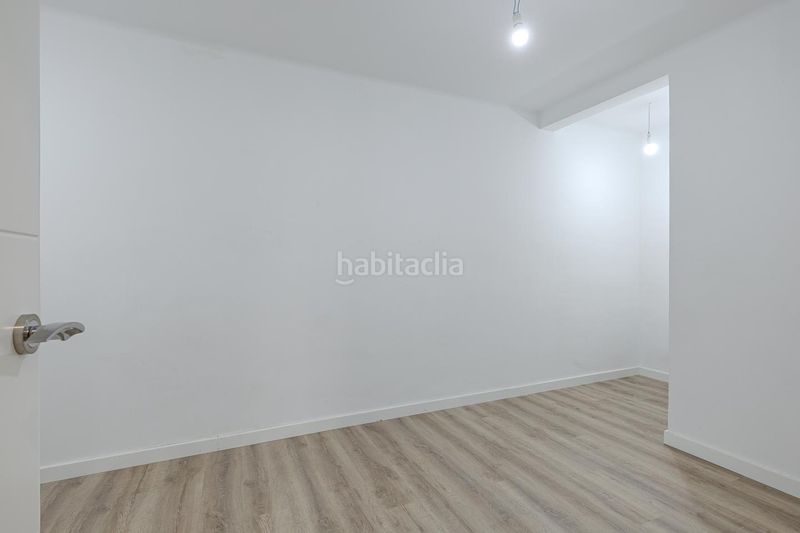 Foto f3a5b938-7c49-4799-94e8-b4c93628433e. Pis a El Coll Barcelona