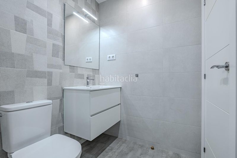Foto c699d3d8-cd7e-4dd5-8ceb-f157582cd8d0. Pis a Vallcarca - Penitents Barcelona