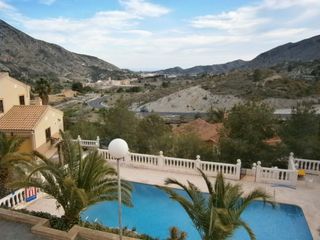 Casa en Olivar. Impresionantes vistas y muy soeado
