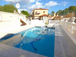Casa  La robella. Finca con dos viviendas
