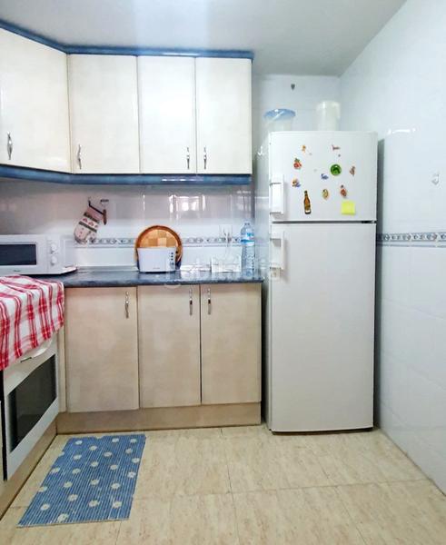 Foto c8186db4-3441-476f-bb51-1d1024b8847b. Apartament amb piscina a Playa Poniente Benidorm