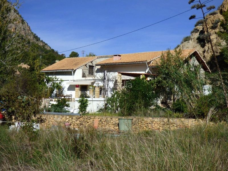 Foto 5af4851c-88b9-432c-84e9-364f0f7e46ca. Casa amb calefacció a Orxeta