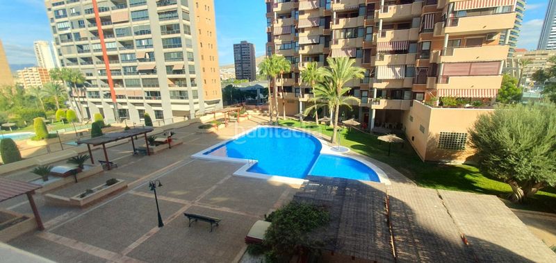 Foto 7b933767-c59e-4a80-9669-96570ff7e30b. Apartament amb piscina a Playa Poniente Benidorm
