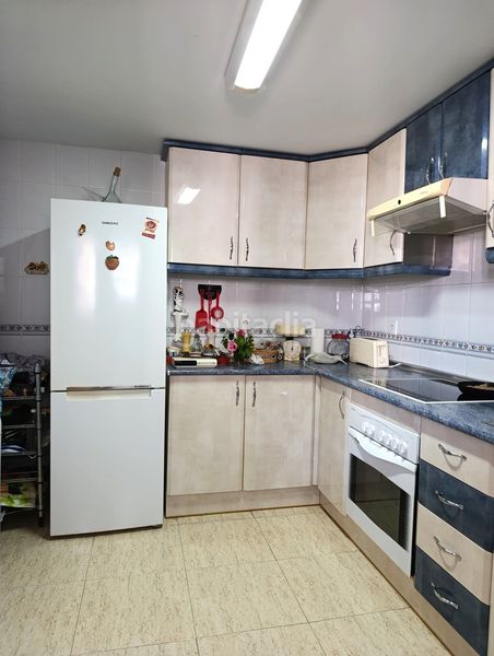 Foto ba739bca-52b1-465f-868c-72b5b8092968. Apartament amb piscina a Playa Poniente Benidorm