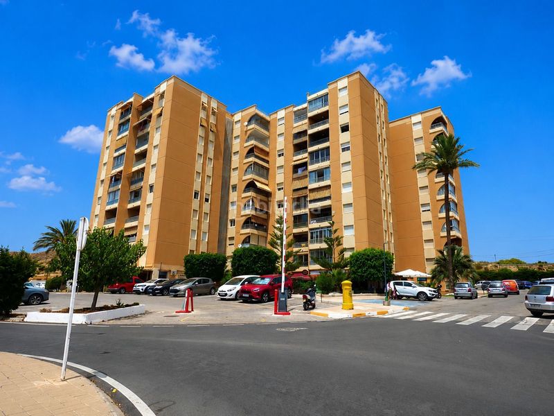Foto b6d74eef-64db-4e39-aa1e-c67ad38f5881. Apartament amb piscina a Plans-Gasparot Vila Joiosa (la)