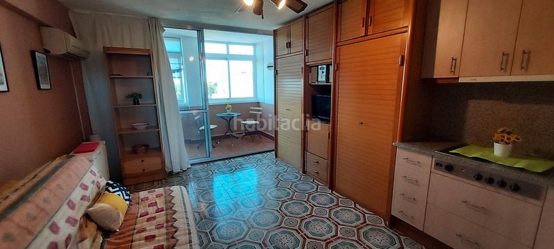 Foto 803f2402-a031-46fe-b68e-c955c0acfe01. Estudi amb piscina a Passeig Marítim Miami Platja