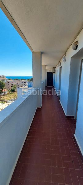 Foto 96398fbc-7735-46f0-97e8-5cfad40a0063. Estudi amb piscina a Passeig Marítim Miami Platja