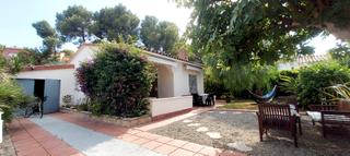 Casa a Platja de Mont-roig. Chalet con encanto y piscina a 5 min playa