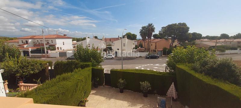 Foto 25d43df0-870a-44a7-8cbb-72251bc8aaf3. Casa aparellada amb xemeneia piscina a El Casalot Mont-roig del Camp