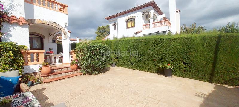 Foto 27be6a71-4897-421b-a96b-f30e6caf27e4. Casa aparellada amb xemeneia piscina a El Casalot Mont-roig del Camp