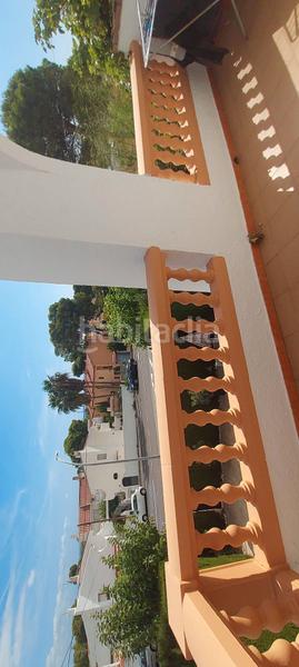 Foto fef8d87f-0199-4c10-98d2-4dd77d8e042d. Casa aparellada amb xemeneia piscina a El Casalot Mont-roig del Camp