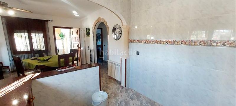 Foto a5b371d4-7fb0-48db-97ae-b23fdc2be99f. Chalet with fireplace heating parking pool in Centre Miami Platja