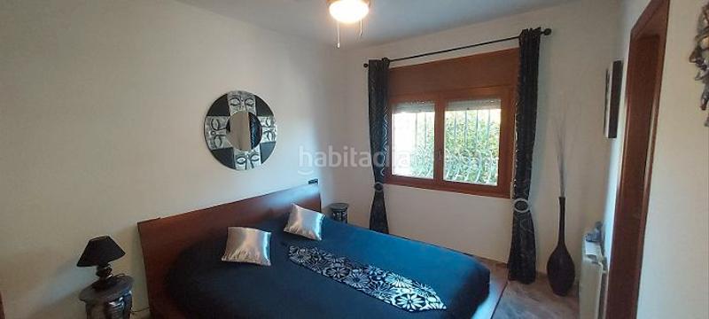 Foto cf28c07b-5300-4e06-b666-eb0f62e81f1a. Chalet with fireplace heating parking pool in Centre Miami Platja