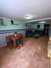Maison  Avinguda de la plana. Casa en artesa