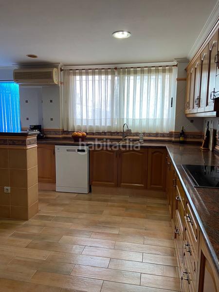 Foto f6d628bf-6454-42b4-89b3-3e5857de2806. Maison jumelée avec chauffage parking dans Onda