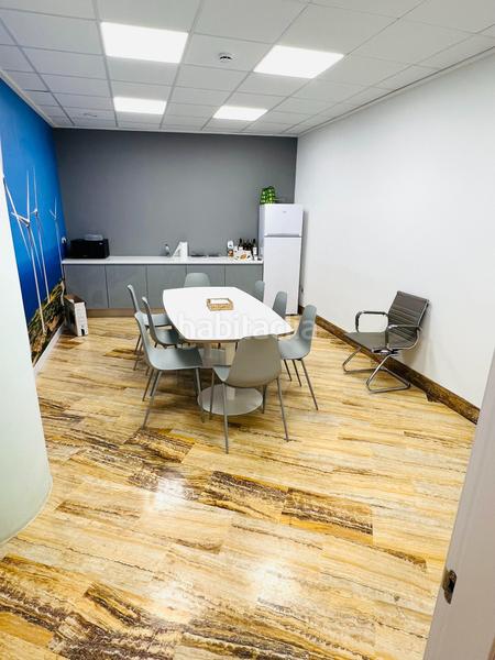 Foto 2fe7f52e-d5bb-46cd-a7e6-d11908650cb4. Geschäftsraum in Onda