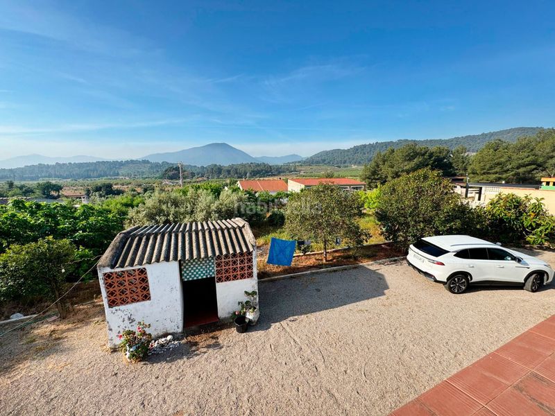 Foto 610e8b49-7228-41da-bf59-5e7ab7d08e5b. Masia amb piscina a Onda