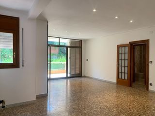 Rent Flat in Sant Andreu de la Barca. Piso de alquiler en sant andreu de la barca