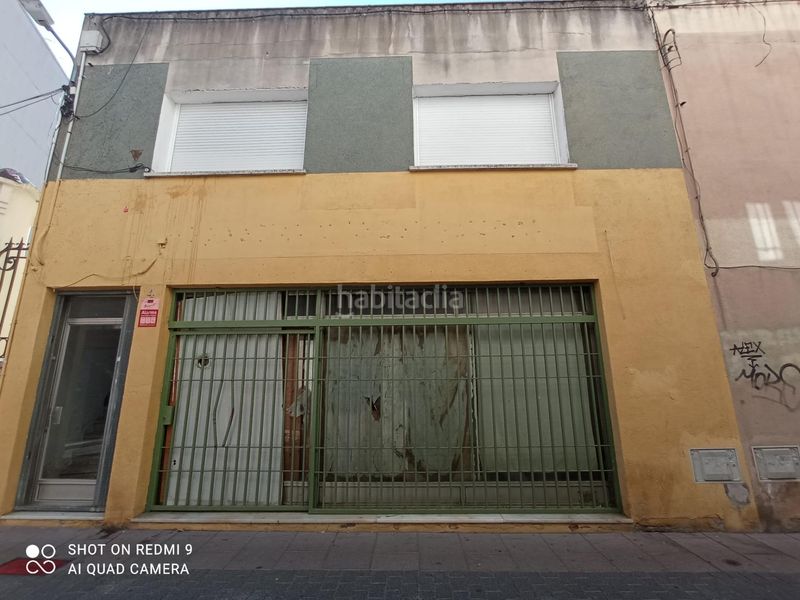 Foto 2e86fff2-7d87-4b7c-88f7-fb327891f5fc. Edificio oportunidad de inversión en el centro en Sant Andreu de la Barca
