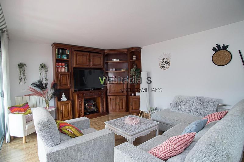 Foto 7dd2a0fc-0d8e-4a1c-abb6-58e40b15db46. Piso vivir bien empieza aquí piso listo para entrar, te está esperando!! en Corbera de Llobregat