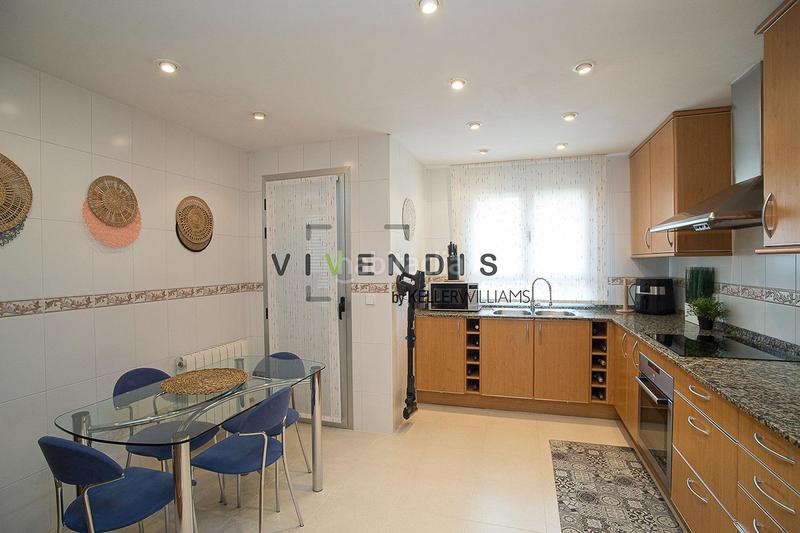 Foto 8cf86aff-75d6-4796-84d4-e6f2a694f0f2. Piso vivir bien empieza aquí piso listo para entrar, te está esperando!! en Corbera de Llobregat