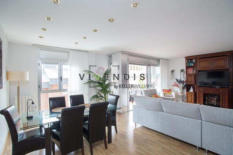 Foto aa04ea72-eec5-4658-a5e6-3c52981f81e4. Piso vivir bien empieza aquí piso listo para entrar, te está esperando!! en Corbera de Llobregat