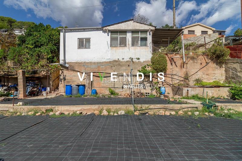 Foto c4bd1530-a1a1-4708-88f8-30116983f22c. Terreny residencial a Vallirana