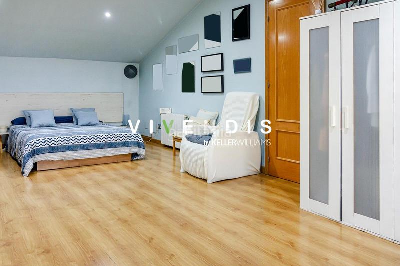 Foto 517b7ee9-ff66-4dea-8552-52c1c2479e05. Casa con parcheggio in Castellví de Rosanes