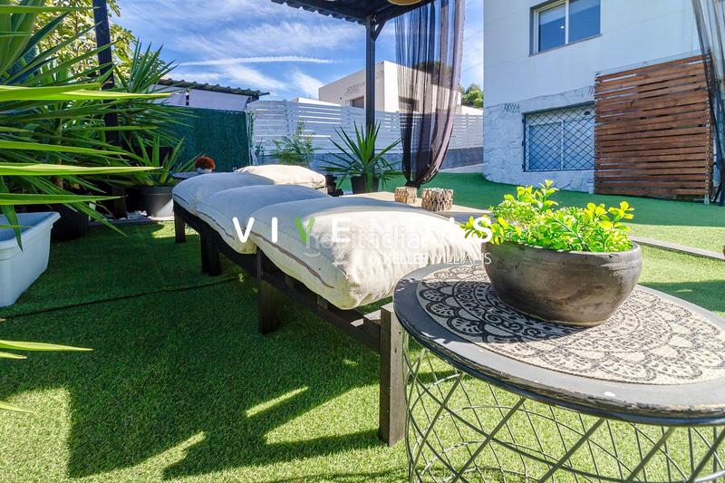 Foto 68238776-8a61-42cd-8f72-5bf1eba0aa01. Casa con parcheggio in Castellví de Rosanes