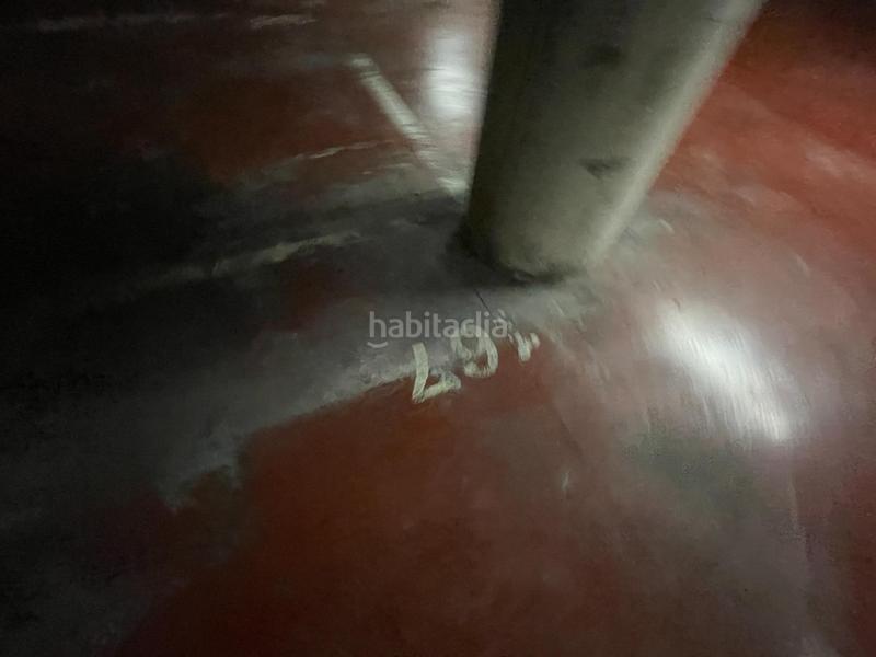 Foto f6ddb97f-4860-4dfa-b1b9-b29df83e5923. Parking coche en Sant Andreu de la Barca