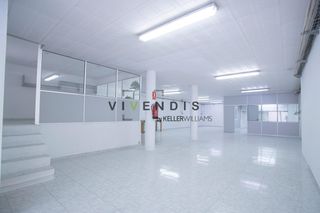 Local Comercial a Castellbisbal. El espacio que tu negocio estaba esperando 218 m2 de posibilidad