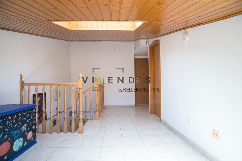 Foto c7c73358-2473-4e74-8344-8fcdb12e3b5f. Dúplex amb aparcament a Ca n´Oriol Rubí