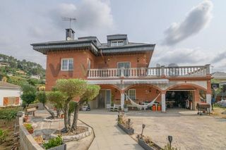 Casa in Corbera de Llobregat. Casa a corbera de llobregat  espai, comoditat i qualitat de vida