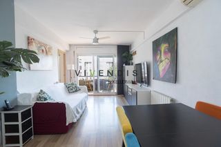 Etagenwohnung in Sant Andreu de la Barca. Piso 3 habitaciones, frente al ayuntamiento