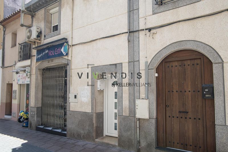 Foto 7c689fdc-ff0d-4454-84d6-92a240e2e28f. Casa amb calefacció a Sant Andreu de la Barca