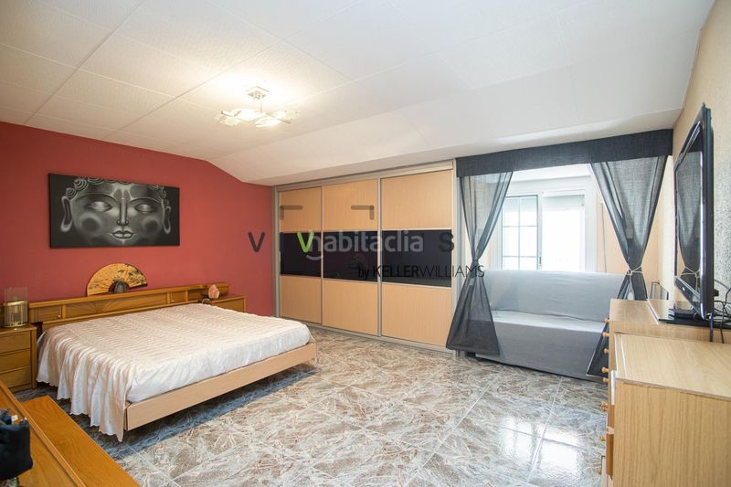 Foto b3260a2b-290c-4c74-9038-5355f12dc6e0. Casa amb calefacció a Sant Andreu de la Barca